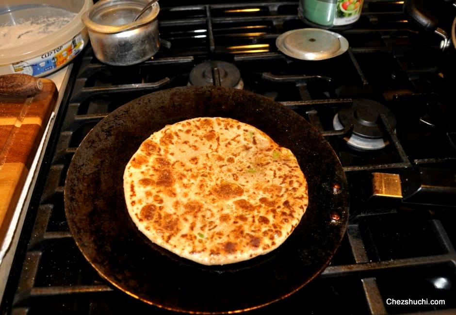 stuffed paratha making